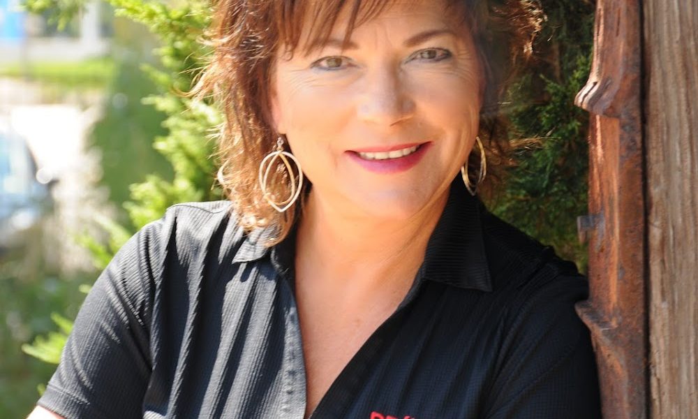 Kristy Chavez-RE/MAX Associates